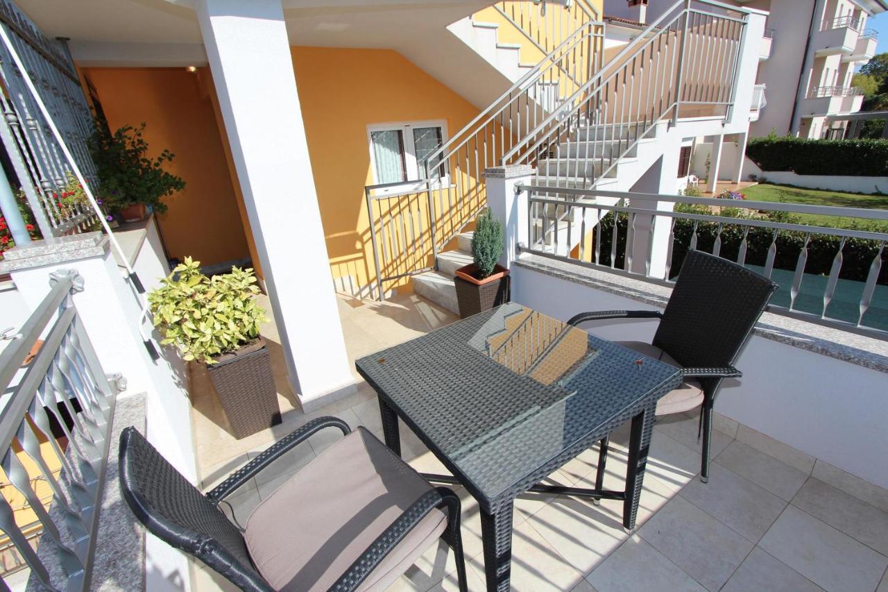 Apartments Malvina روفينج المظهر الخارجي الصورة